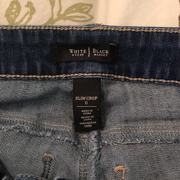 WHBM slim crop Capri jeans size 0 - Picture 4 of 8